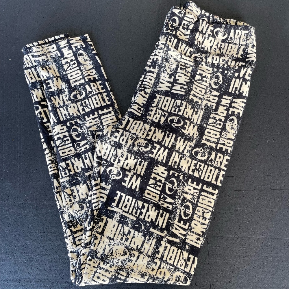 Lularoe Disney OS leggings
